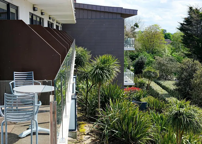 Hôtel&spa Les Bains De By Thalazur Hotel