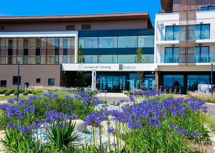 Hôtel&spa Les Bains De By Thalazur Hotel